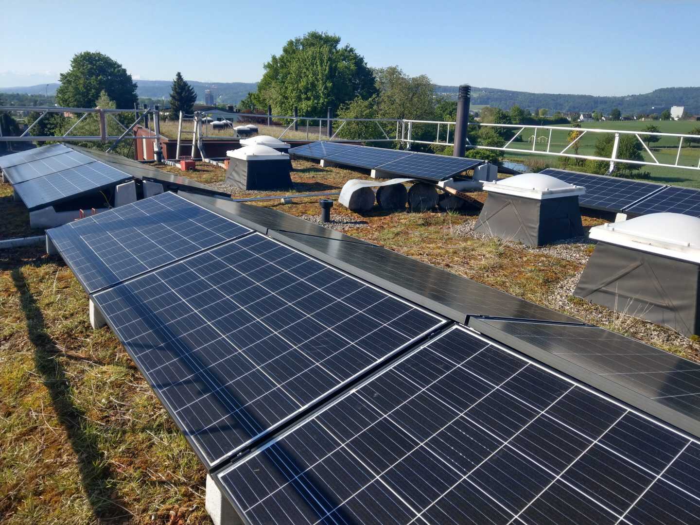 Solo Solar GmbH  - Dietlikon - Schweizerisch